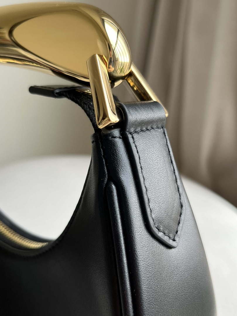 Tom Ford Grain Leather Bianca Mini Hobo 5520708811 Black