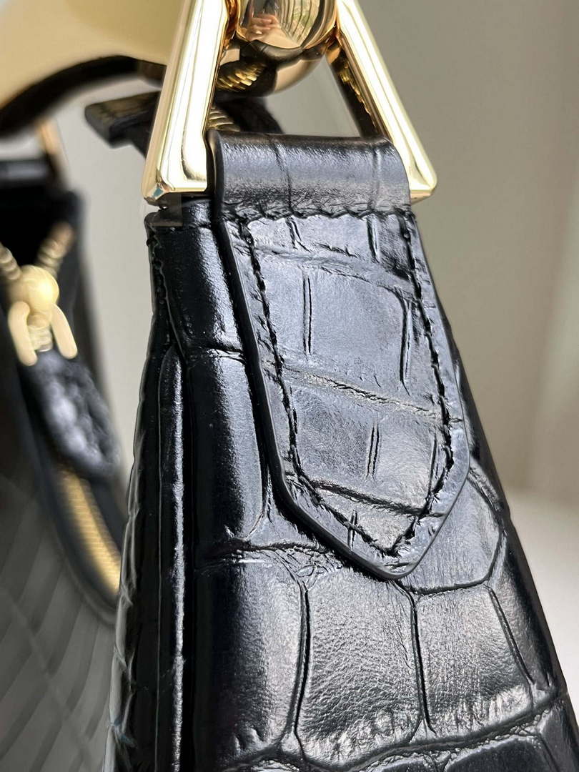 Tom Ford Shiny Stamped Crocodile Leather Bianca Mini Hobo 5520708811 Black