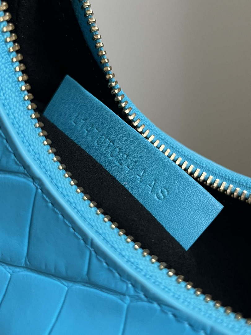 Tom Ford Shiny Stamped Crocodile Leather Bianca Mini Hobo 5520708811 Blue
