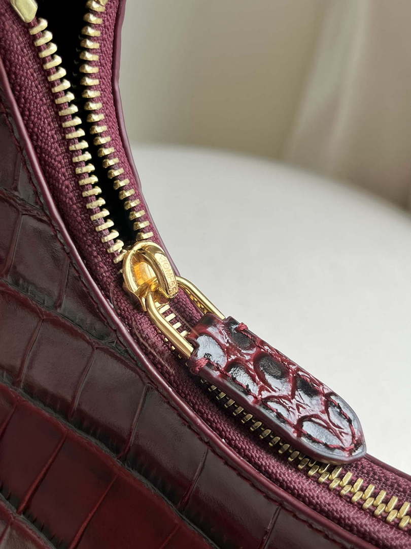 Tom Ford Shiny Stamped Crocodile Leather Bianca Mini Hobo 5520708811 Wine Red
