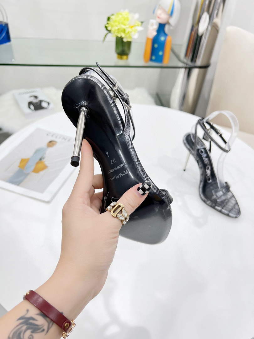 Tomford Shiny Leather Padlock Pointy Naked Sandal 105mm W228022