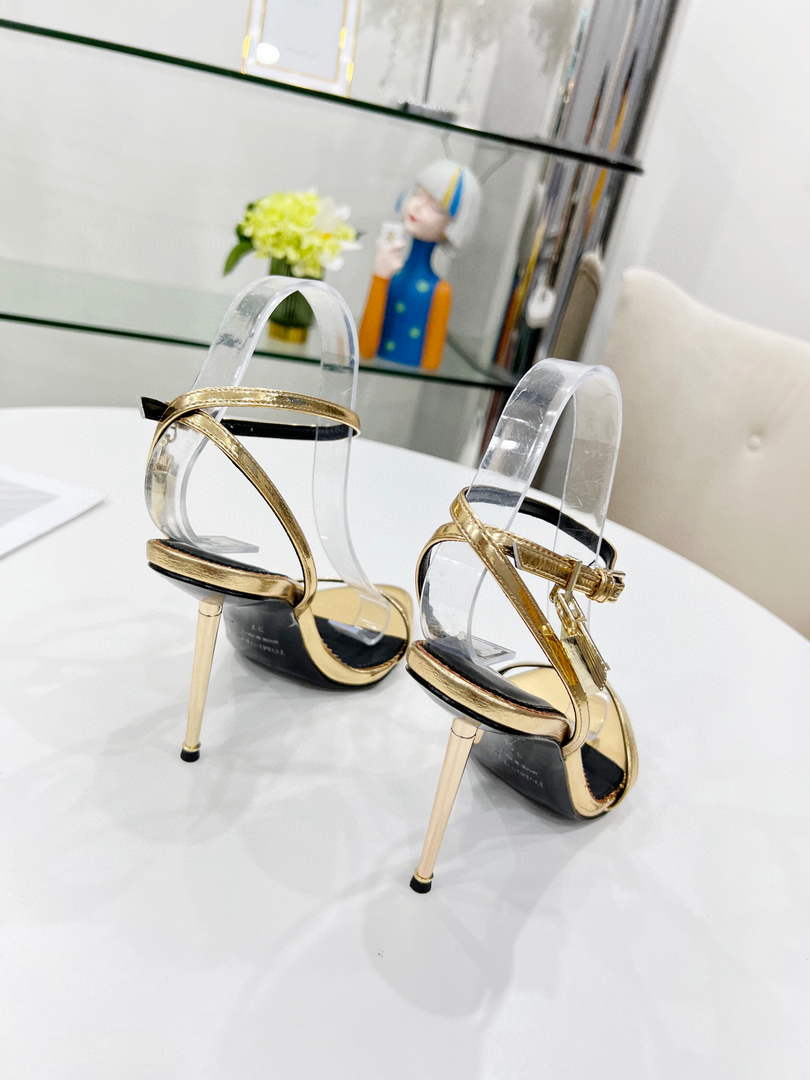 Tomford Shiny Leather Padlock Pointy Naked Sandal 105mm W228023