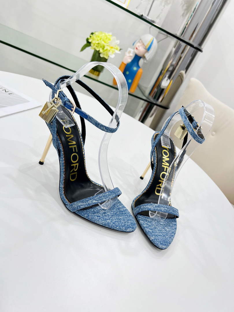 Tomford Shiny Leather Padlock Pointy Naked Sandal 105mm W228025 - 35 - View 1