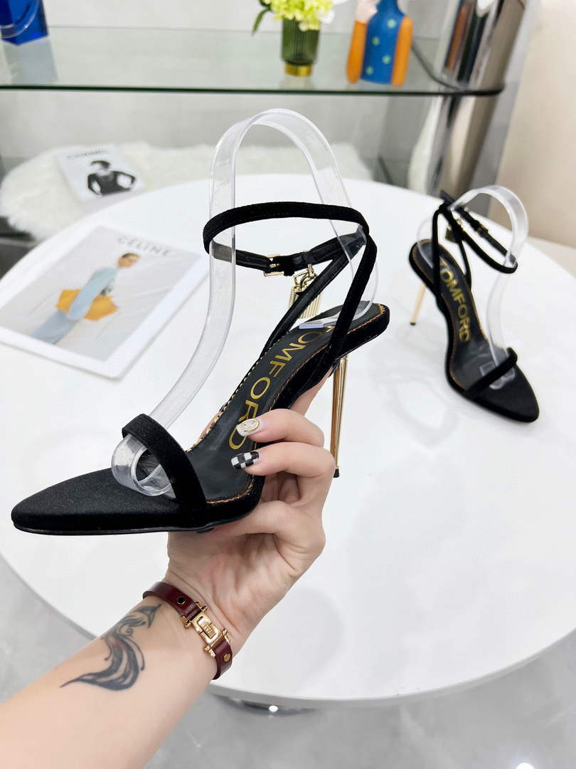 Tomford Shiny Leather Padlock Pointy Naked Sandal 105mm W228027