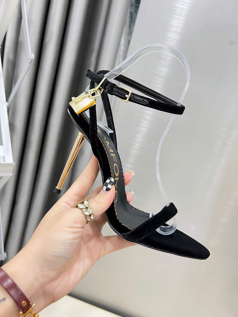 Tomford Shiny Leather Padlock Pointy Naked Sandal 105mm W228027
