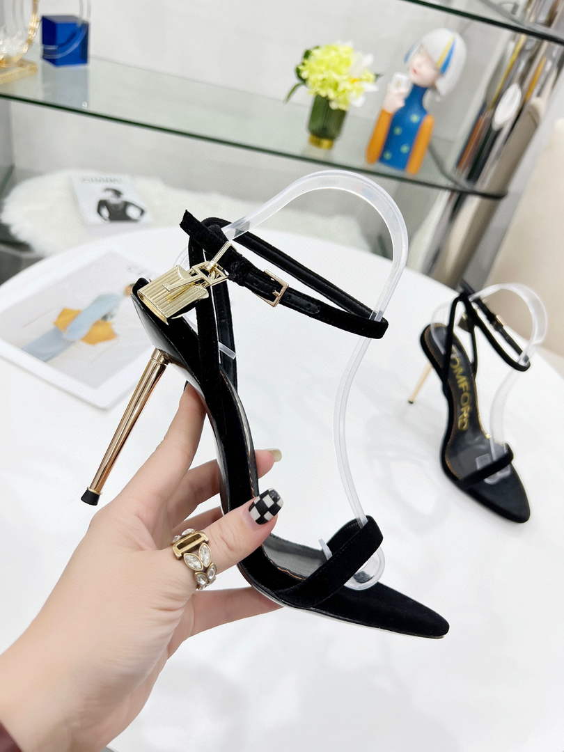 Tomford Shiny Leather Padlock Pointy Naked Sandal 105mm W228027