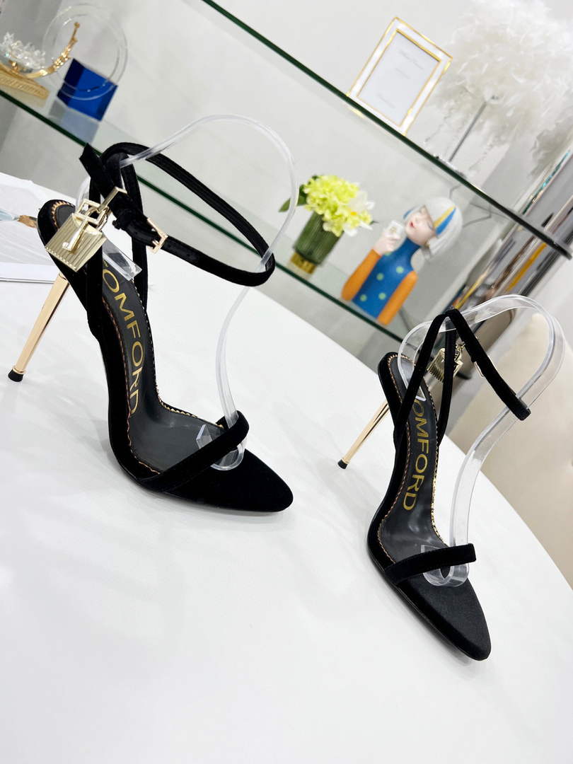 Tomford Shiny Leather Padlock Pointy Naked Sandal 105mm W228027