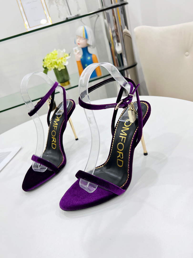 Tomford Shiny Leather Padlock Pointy Naked Sandal 105mm W228028