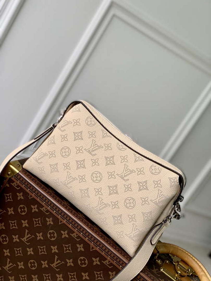 LV M24114 Louis Vuitton Hand It All PM Bag Mahina Cr¨¨me Beige