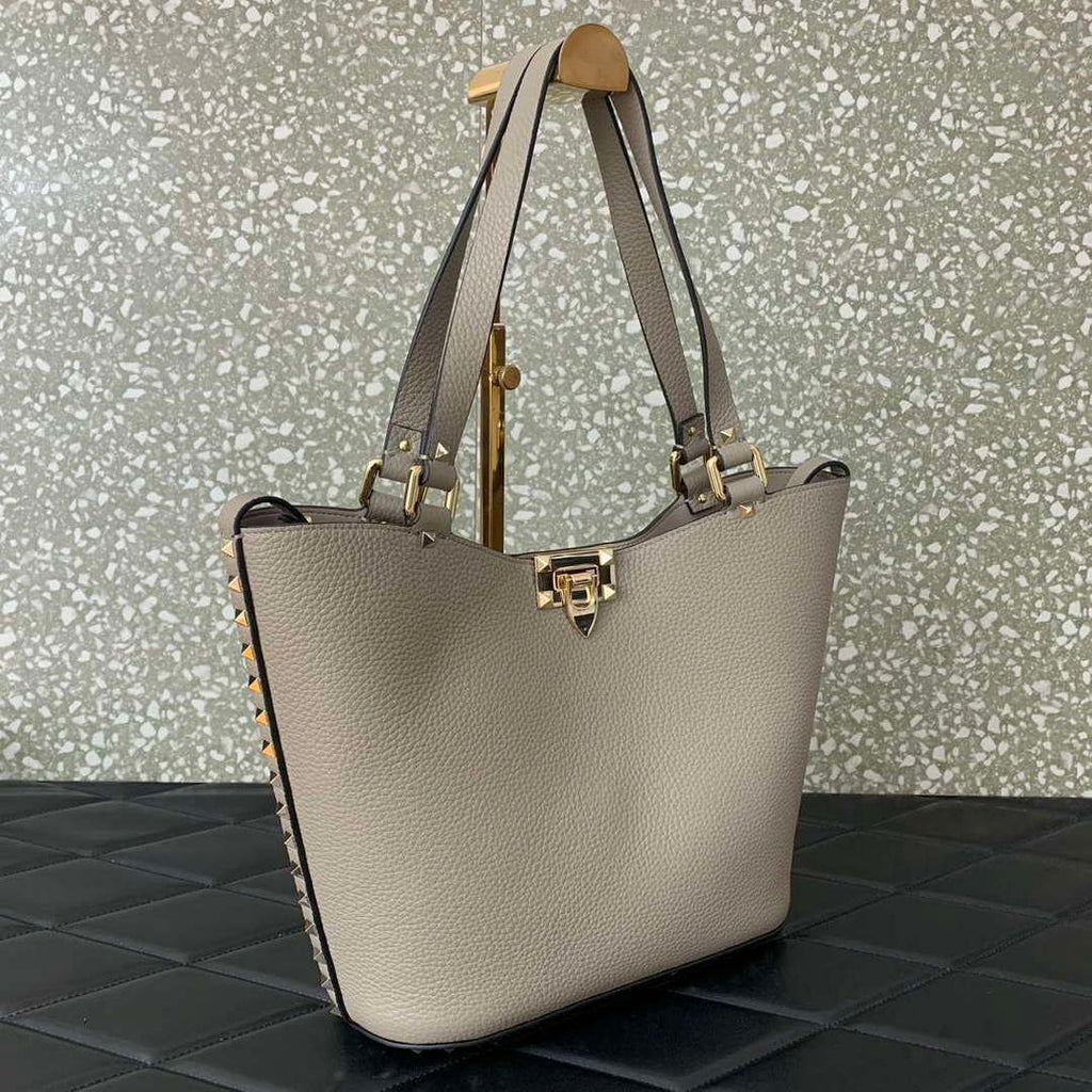 Valentino 0055 GARAVANI Rockstud Small Poudre Leather Tote Bag Gray