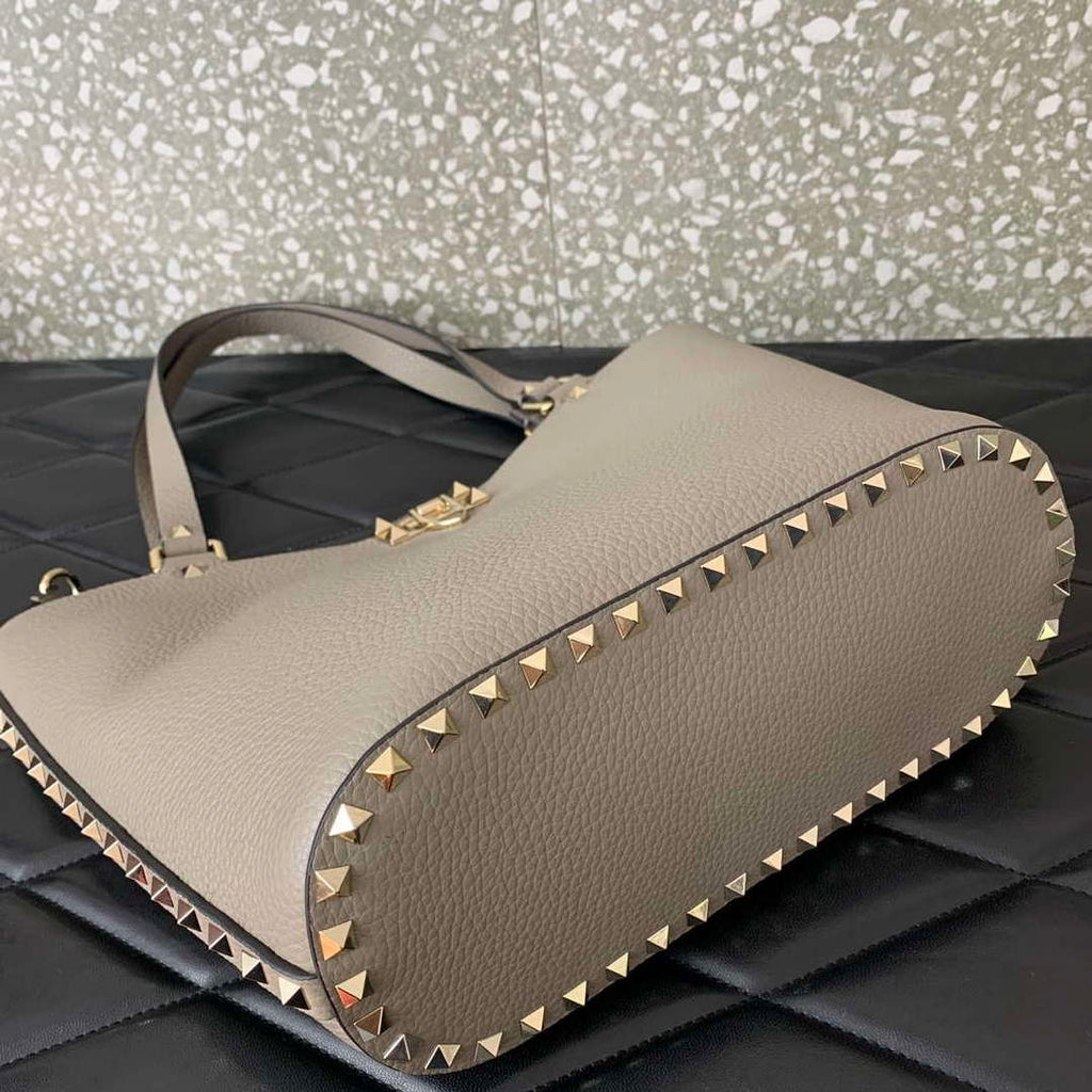 Valentino 0055 GARAVANI Rockstud Small Poudre Leather Tote Bag Gray