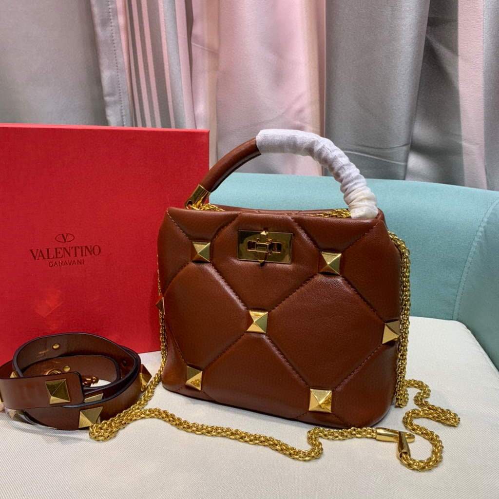 Valentino 0097S Small Roman Stud The Handle Bag In Nappa Brown