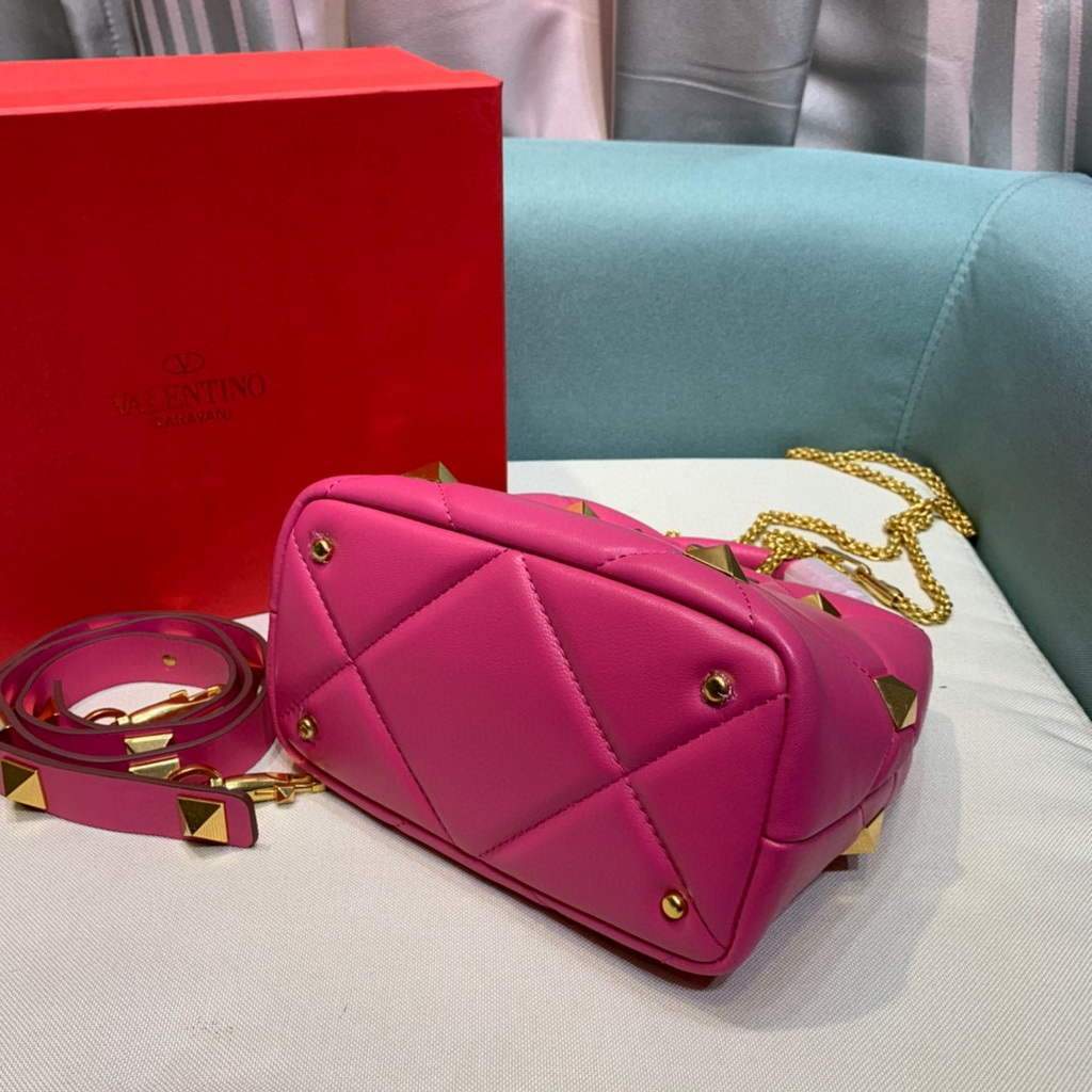 Valentino 0097S Small Roman Stud The Handle Bag In Nappa Plum