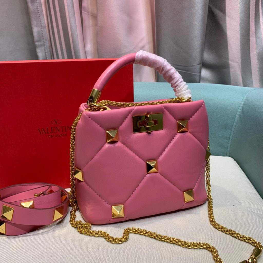 Valentino 0097S Small Roman Stud The Handle Bag In Nappa Pink