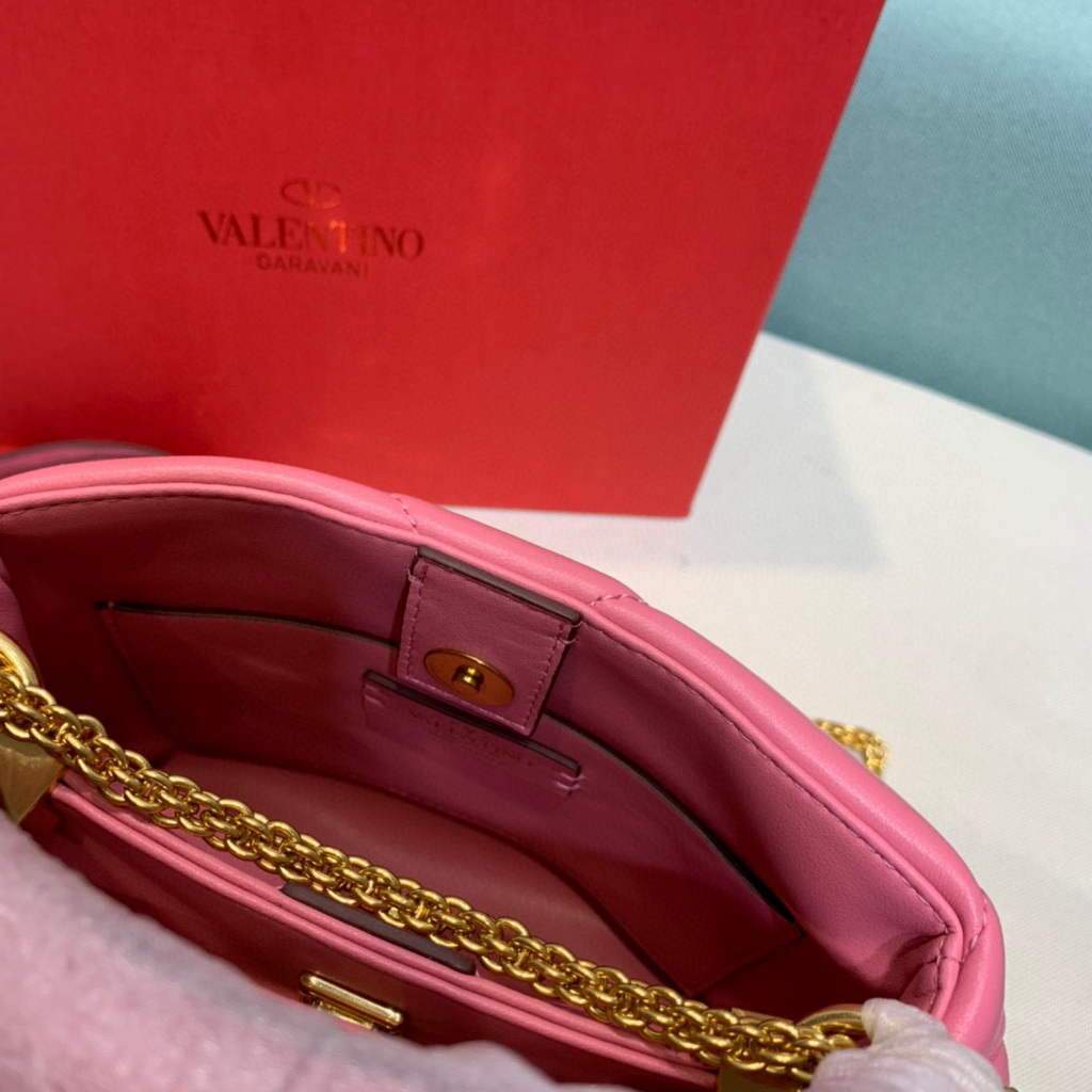 Valentino 0097S Small Roman Stud The Handle Bag In Nappa Pink