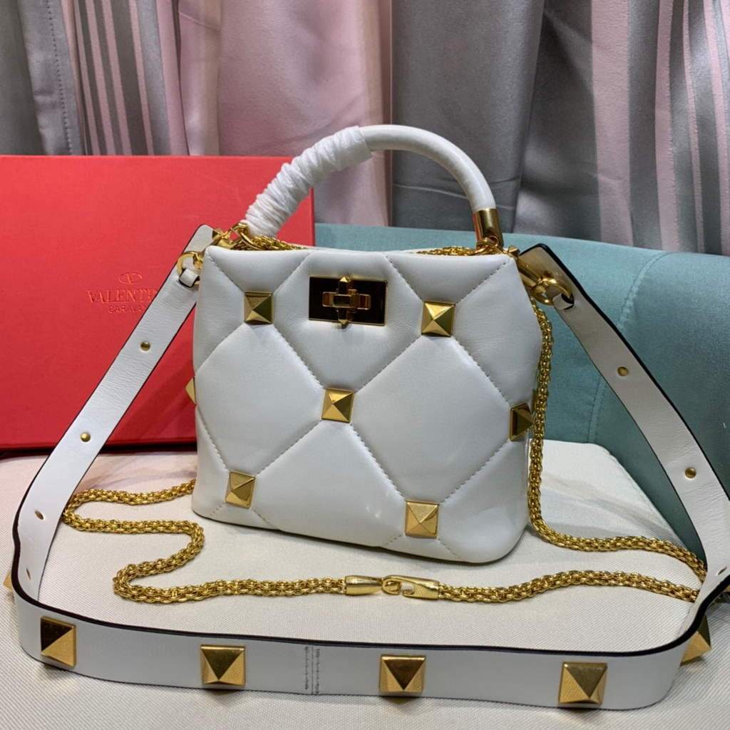 Valentino 0097S Small Roman Stud The Handle Bag In Nappa White