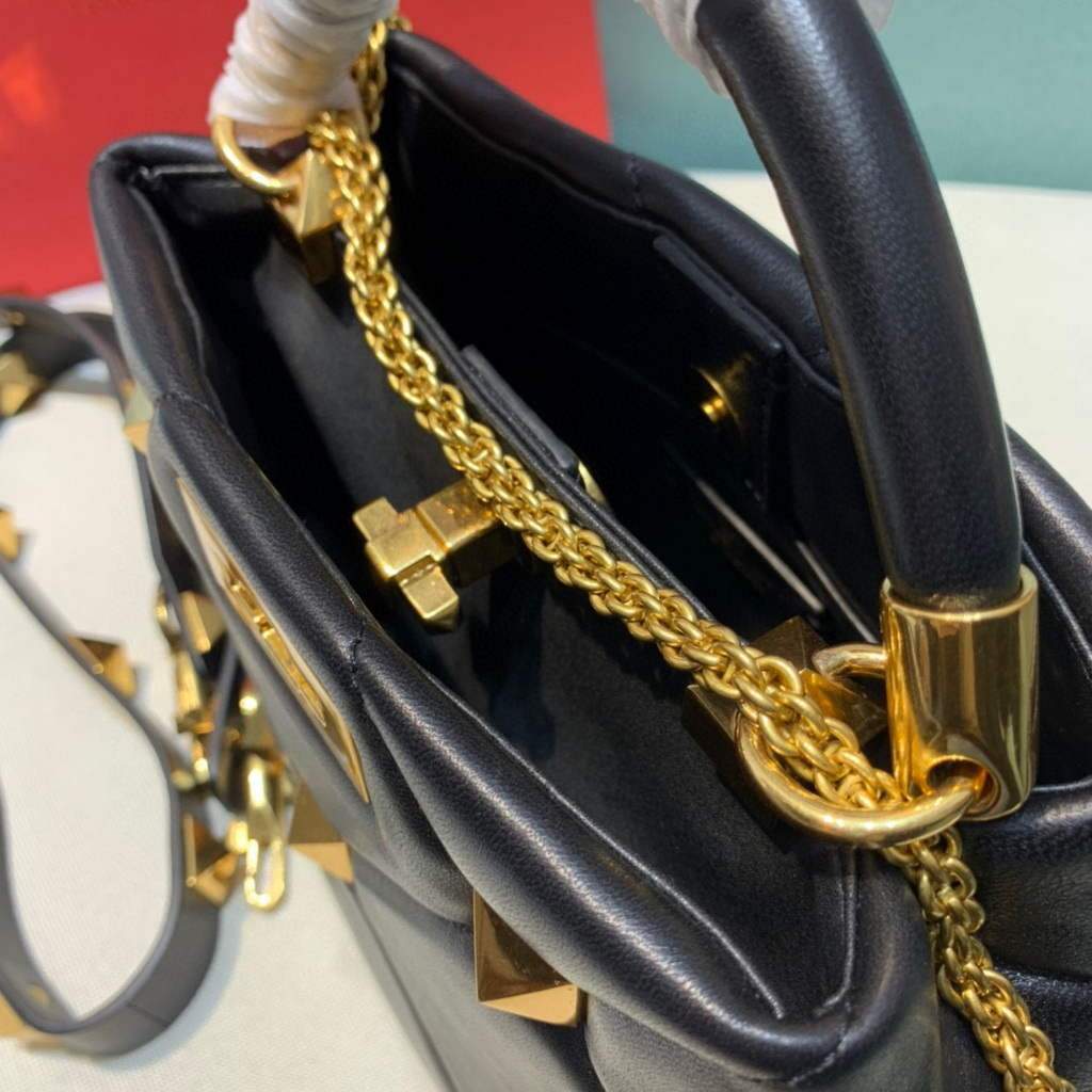 Valentino 0097S Small Roman Stud The Handle Bag In Nappa Black