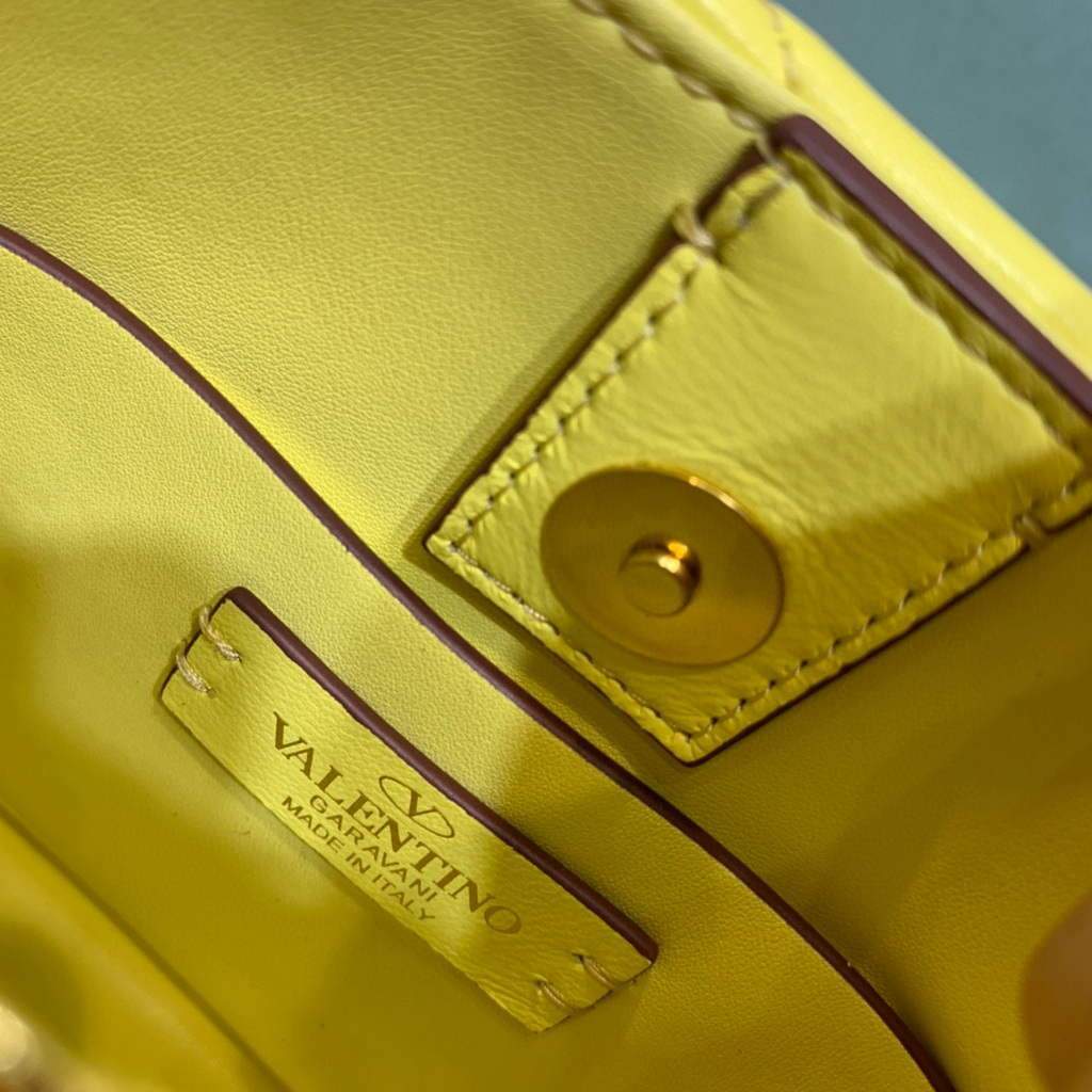 Valentino 0097S Small Roman Stud The Handle Bag In Nappa Yellow