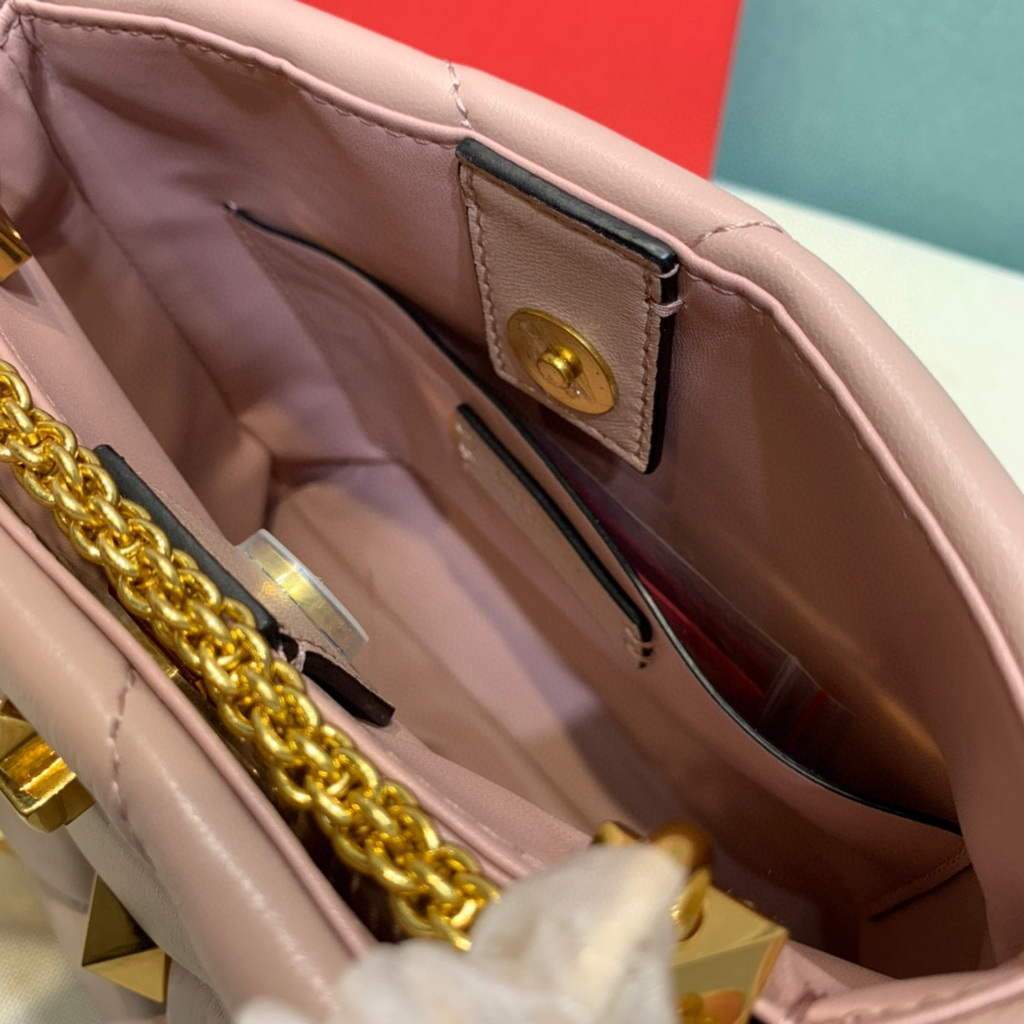 Valentino 0097S Small Roman Stud The Handle Bag In Nappa Nude