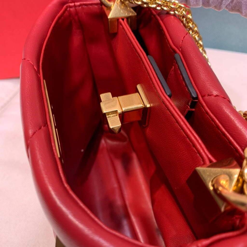 Valentino 0097S Small Roman Stud The Handle Bag In Nappa Red