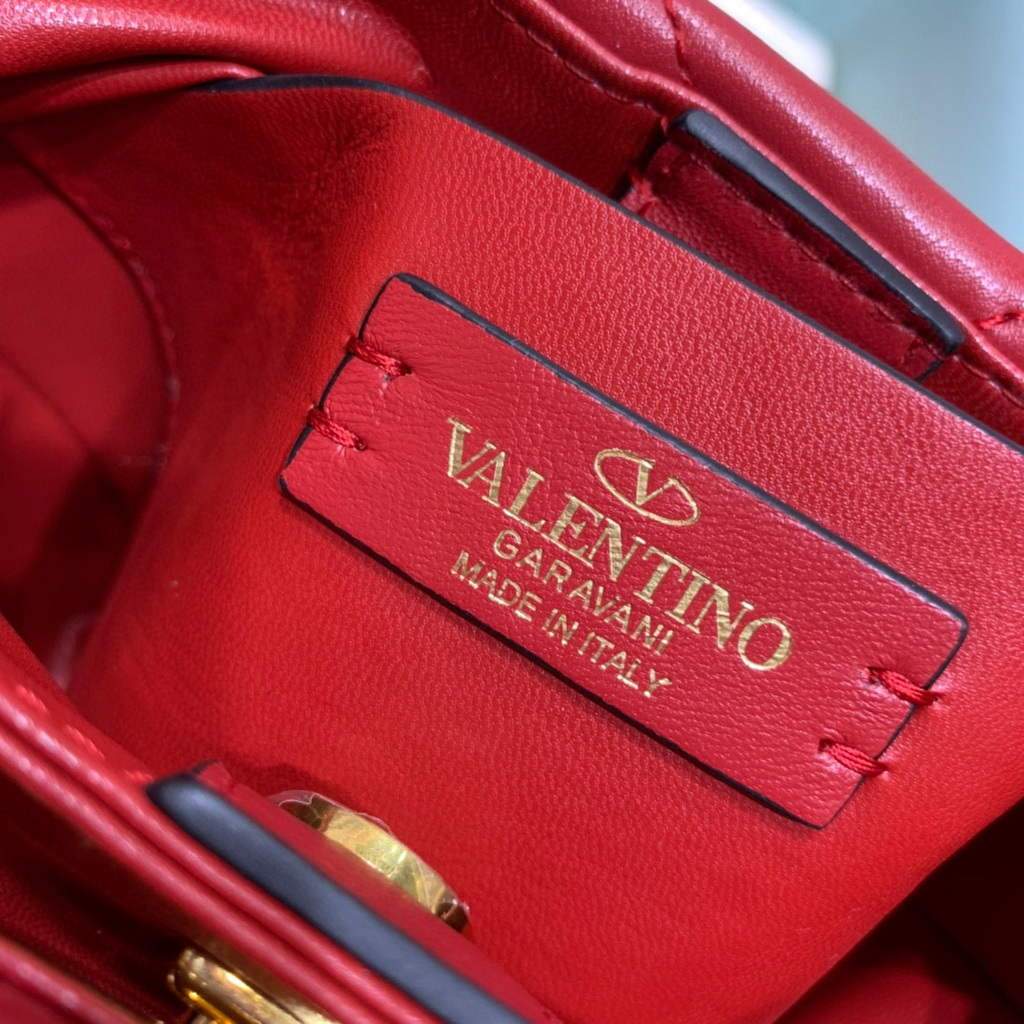 Valentino 0097S Small Roman Stud The Handle Bag In Nappa Red