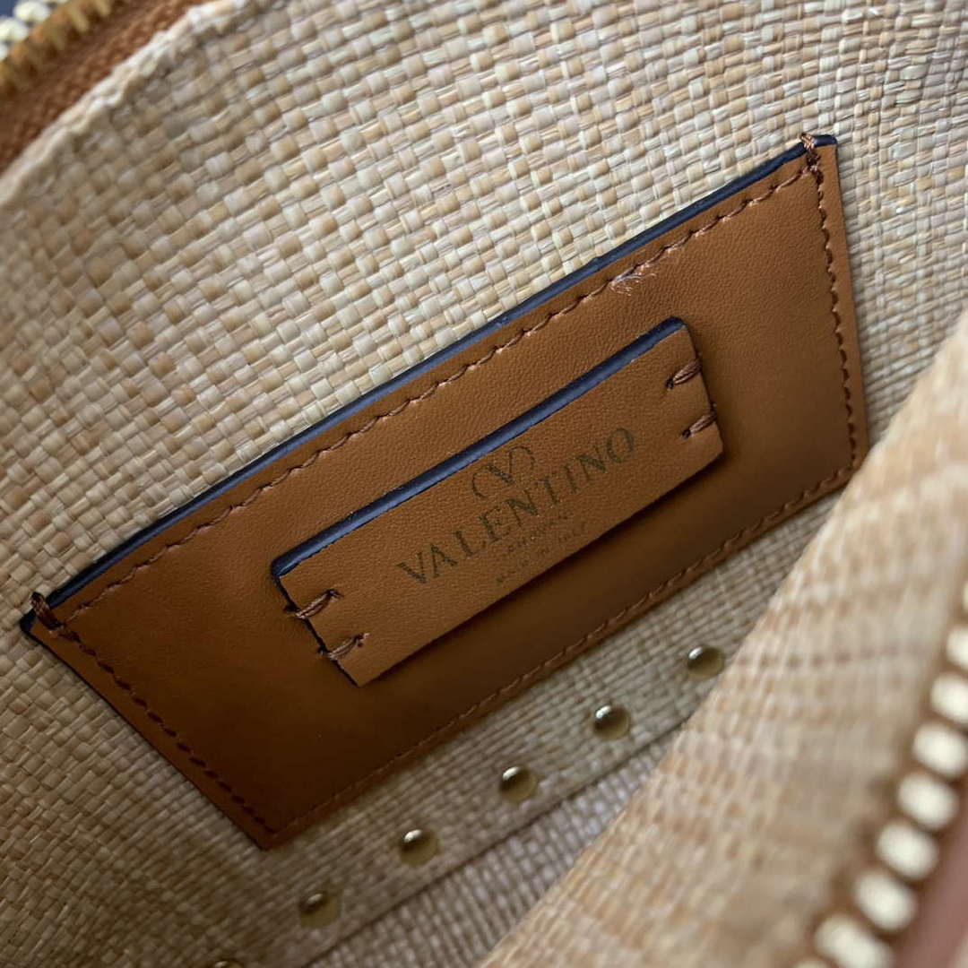 Valentino 03111 Garavani Rockstud Shoulder Bag Raffia