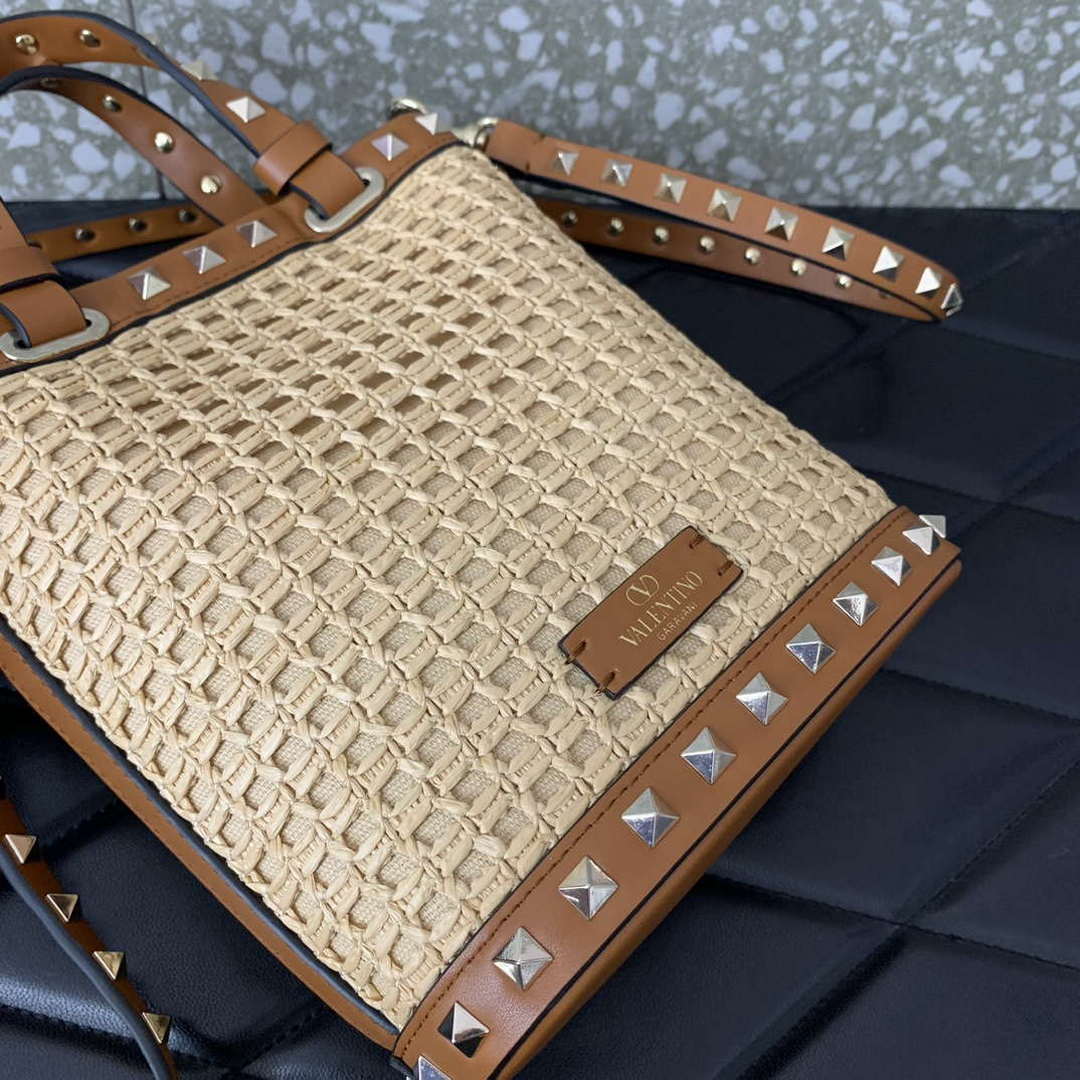 Valentino 0314 Garavani Rockstud Leather bucket Bag Raffia - Default Title - View 6