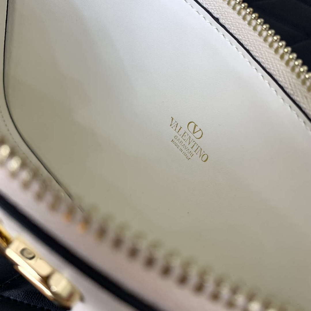 Valentino 079 VLOCO SIGNATURE CALFSKIN LEATHER BAG