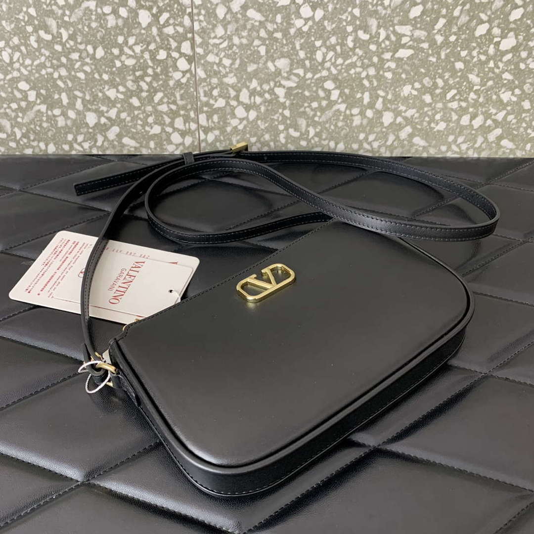 Valentino 079 VLOCO SIGNATURE CALFSKIN LEATHER BAG