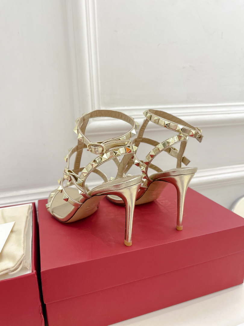 Valentino 3W2S0A27JXH Rockstud Metallic Calfskin Leather Ankle Strap Sandal 80 MM V98824