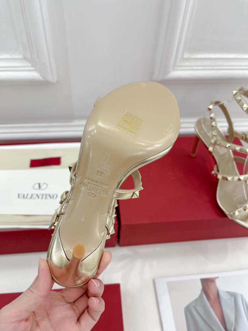 Valentino 3W2S0A27JXH Rockstud Metallic Calfskin Leather Ankle Strap Sandal 80 MM V98824