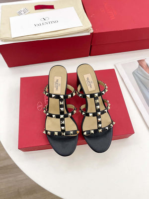 Valentino 3W2S0C47VOD Rockstud Flat Slide Sandal 60MM V98842 - US 4=35 - View 2