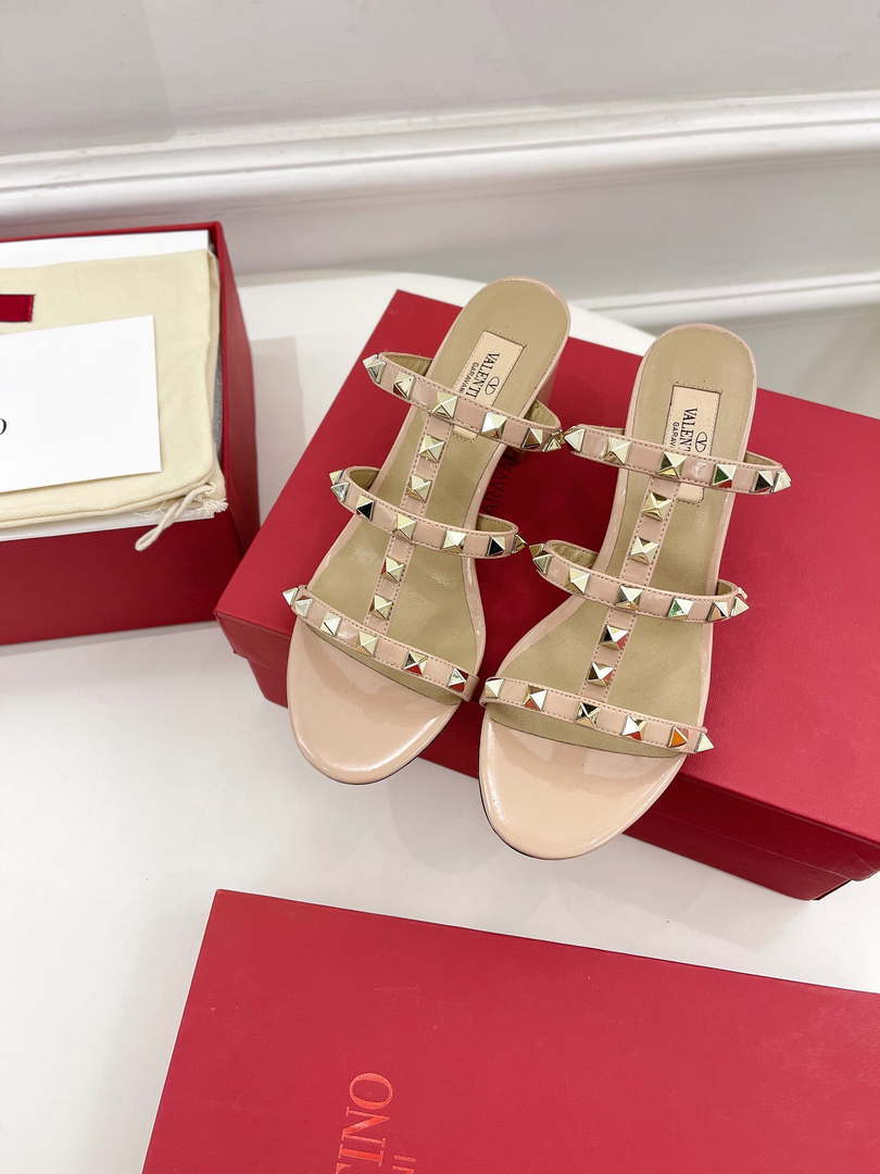 Valentino 3W2S0C47VOD Rockstud Flat Slide Sandal 60MM V98843