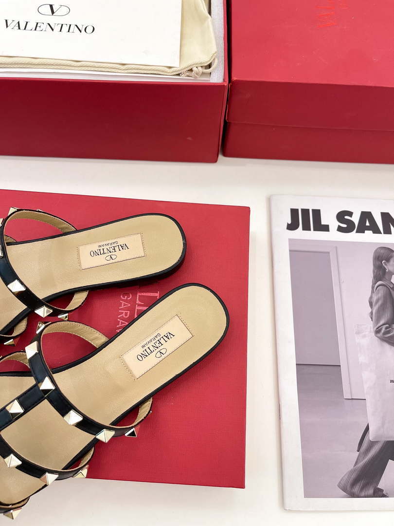Valentino 3W2S0C49VOD Rockstud Flat Slide Sandal V98829