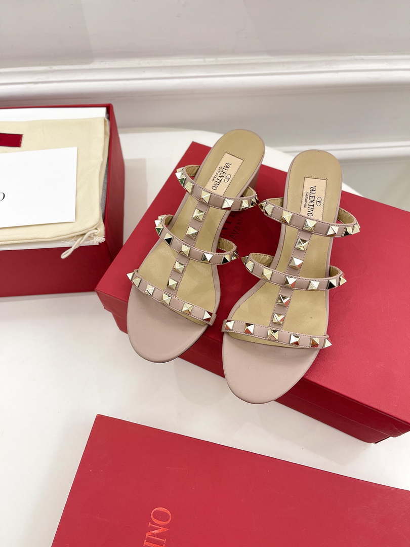 Valentino 3W2S0C47VOD Rockstud Flat Slide Sandal V98831 60 MM