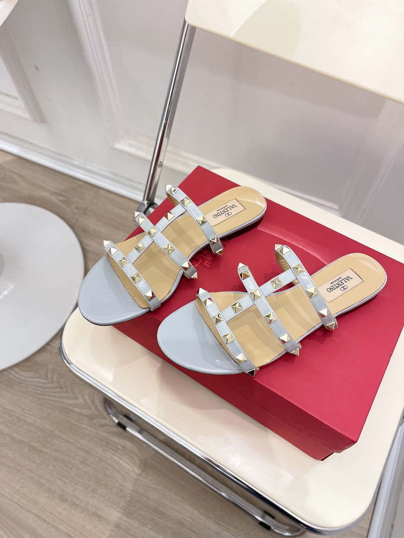 Valentino 3W2S0C49VOD Rockstud Flat Slide Sandal V98837