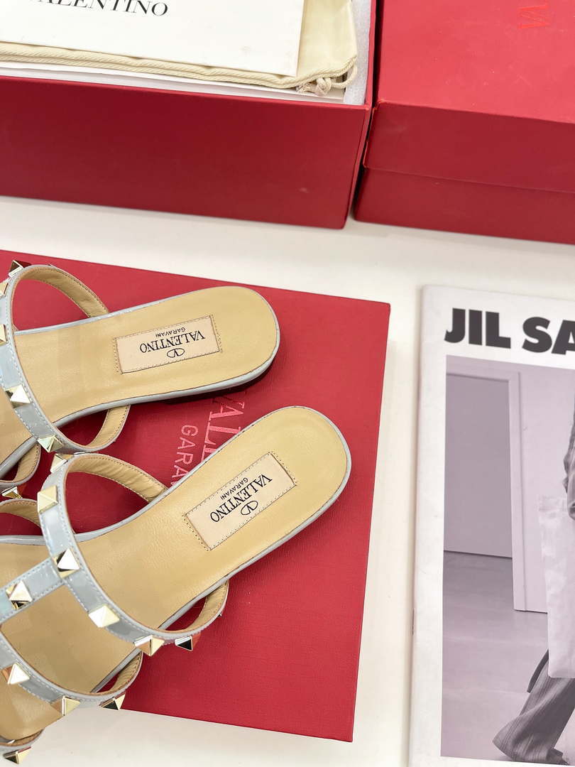 Valentino 3W2S0C49VOD Rockstud Flat Slide Sandal V98837