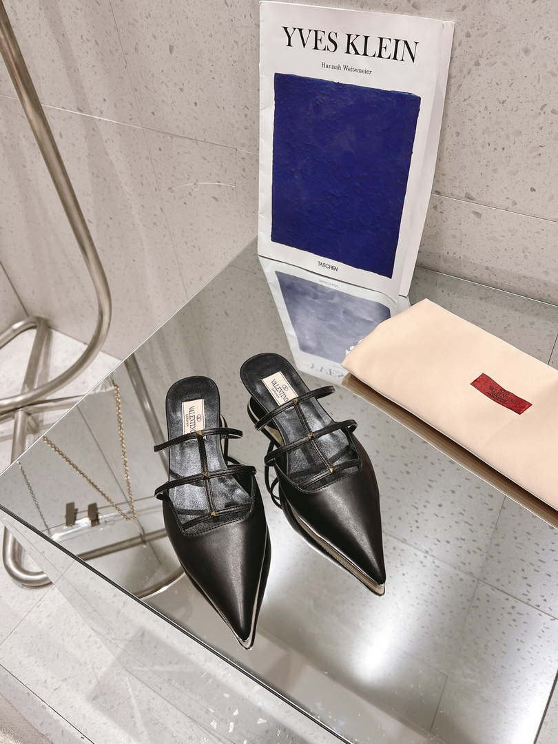 Valentino 4W0S0IZ2ACT Rockstud Wispy Calfskin Mule 20MM V10092 - 60MM / US 4=Euro 35 - View 1