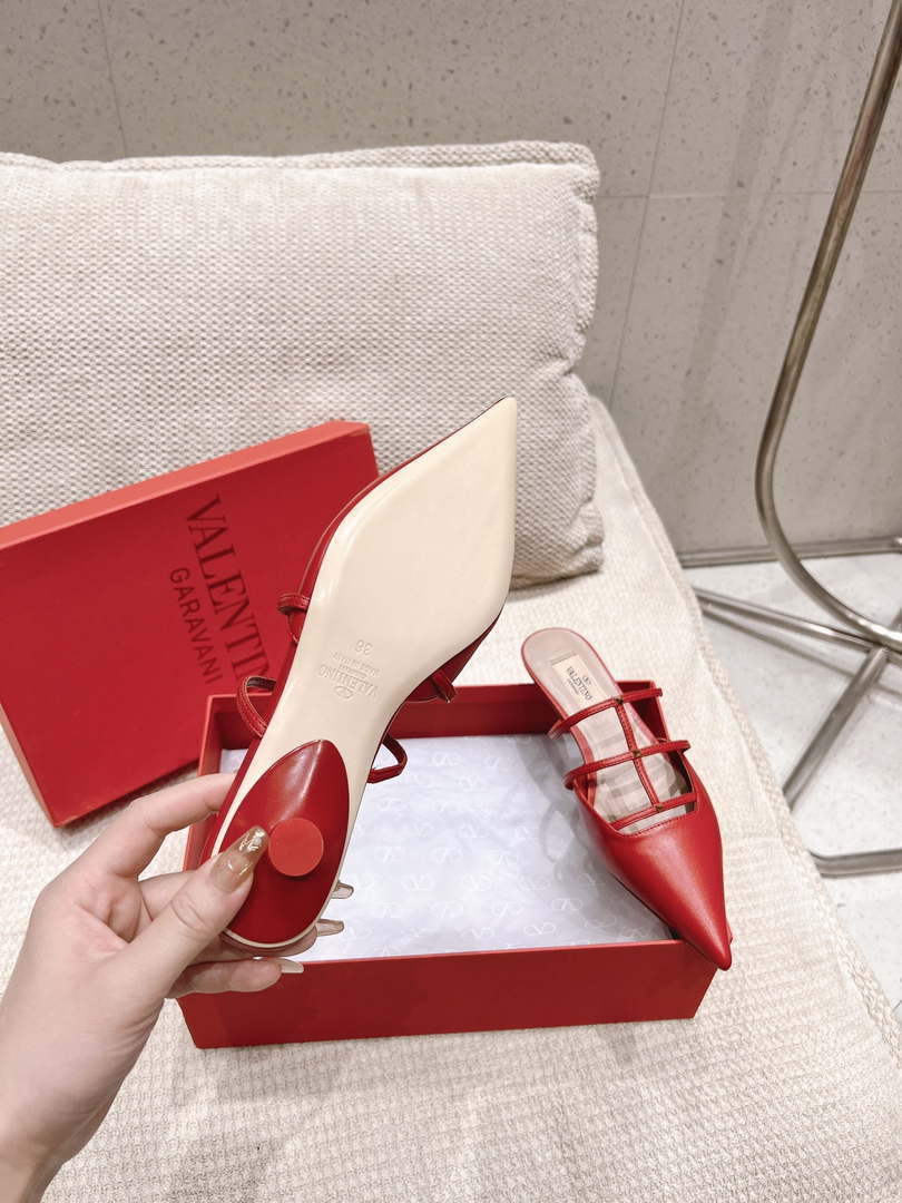 Valentino 4W0S0IZ2ACT Rockstud Wispy Calfskin Mule 20MM V10094