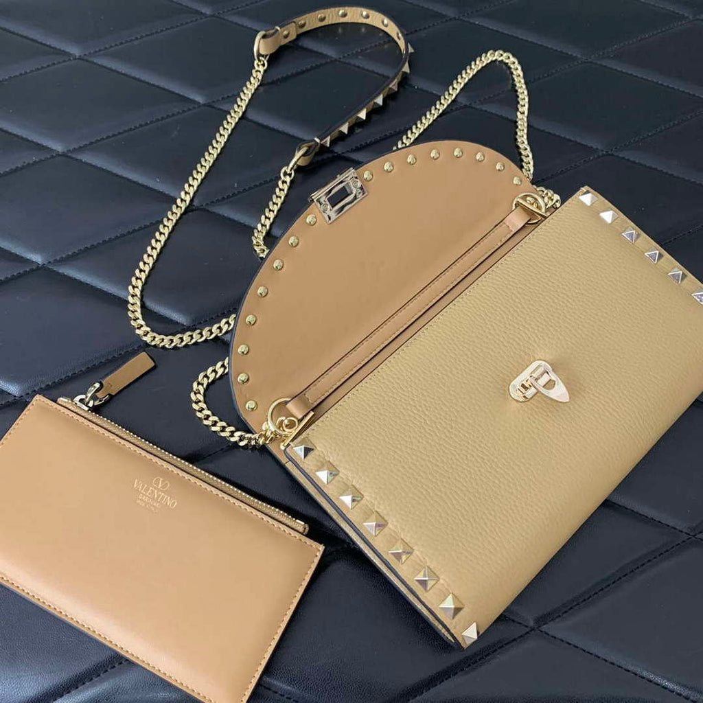 Valentino 4W2P0Z81 Rockstud Wallet With Chain In Grainy Calfskin Bag