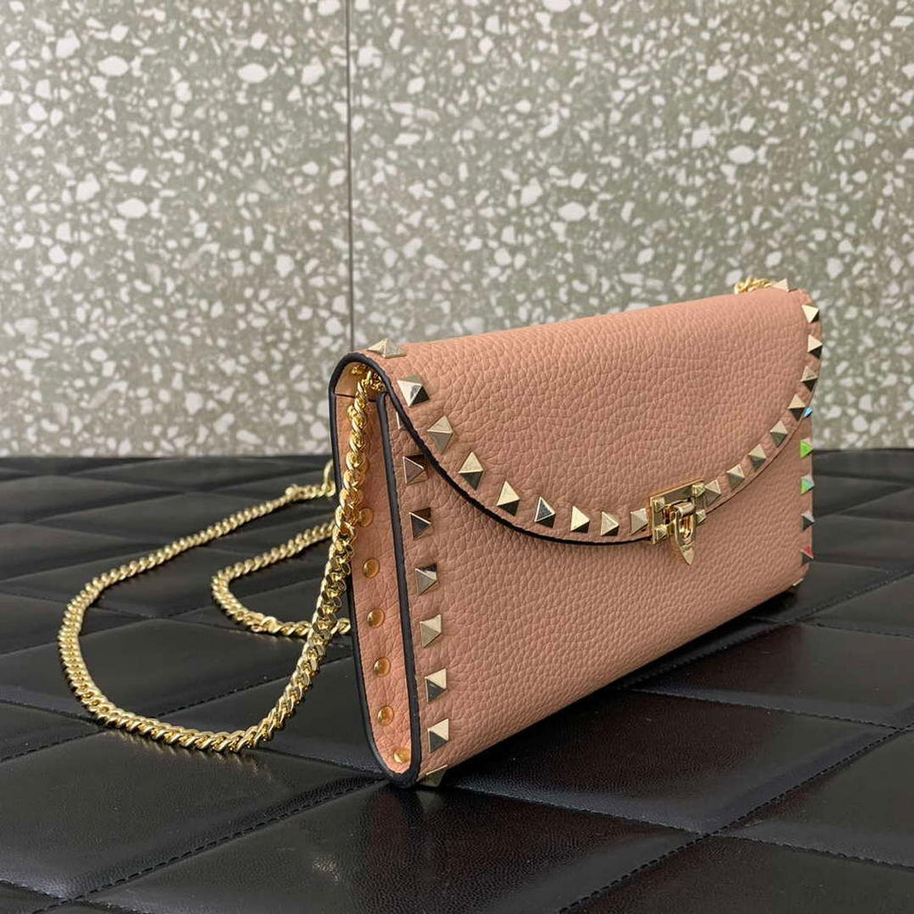 Valentino 4W2P0Z81 Rockstud Wallet With Chain In Grainy Calfskin Bag
