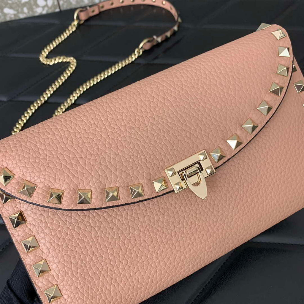 Valentino 4W2P0Z81 Rockstud Wallet With Chain In Grainy Calfskin Bag