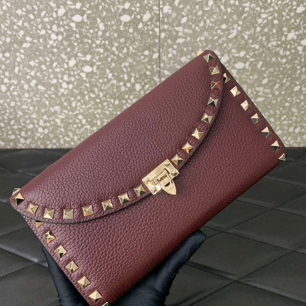 Valentino 4W2P0Z81 Rockstud Wallet With Chain In Grainy Calfskin Bag