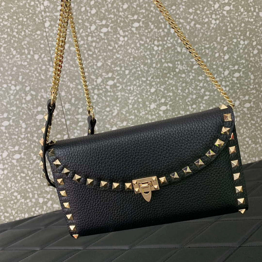 Valentino 4W2P0Z81 Rockstud Wallet With Chain In Grainy Calfskin Bag