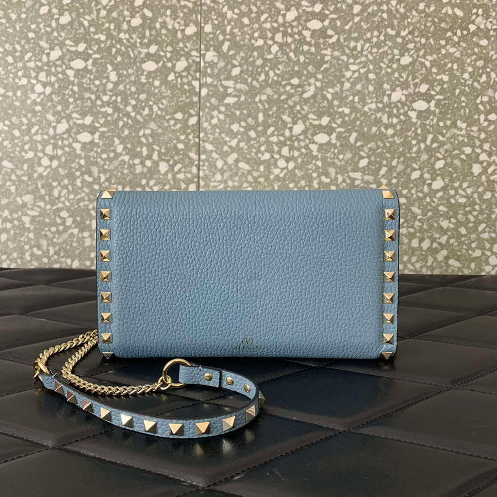 Valentino 4W2P0Z81 Rockstud Wallet With Chain In Grainy Calfskin Bag