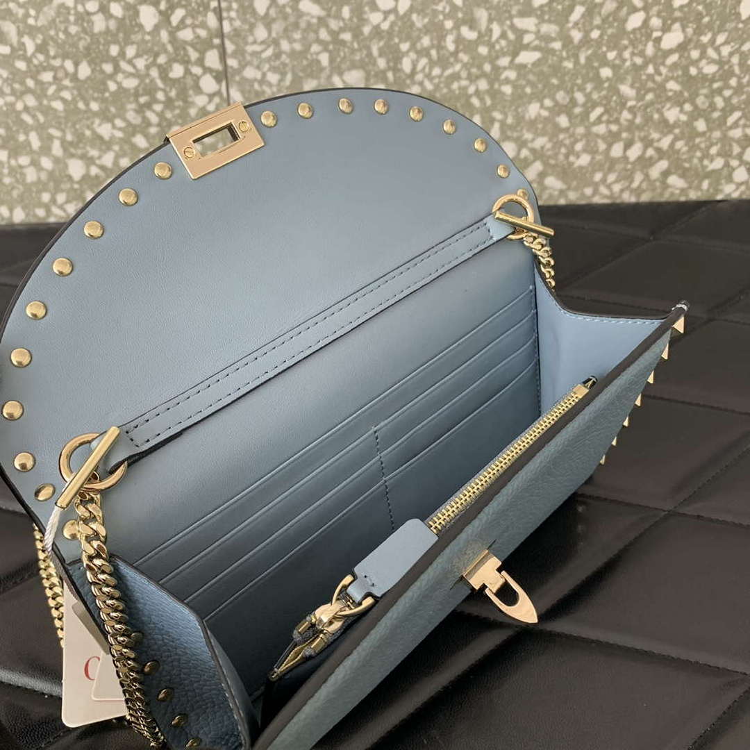 Valentino 4W2P0Z81 Rockstud Wallet With Chain In Grainy Calfskin Bag