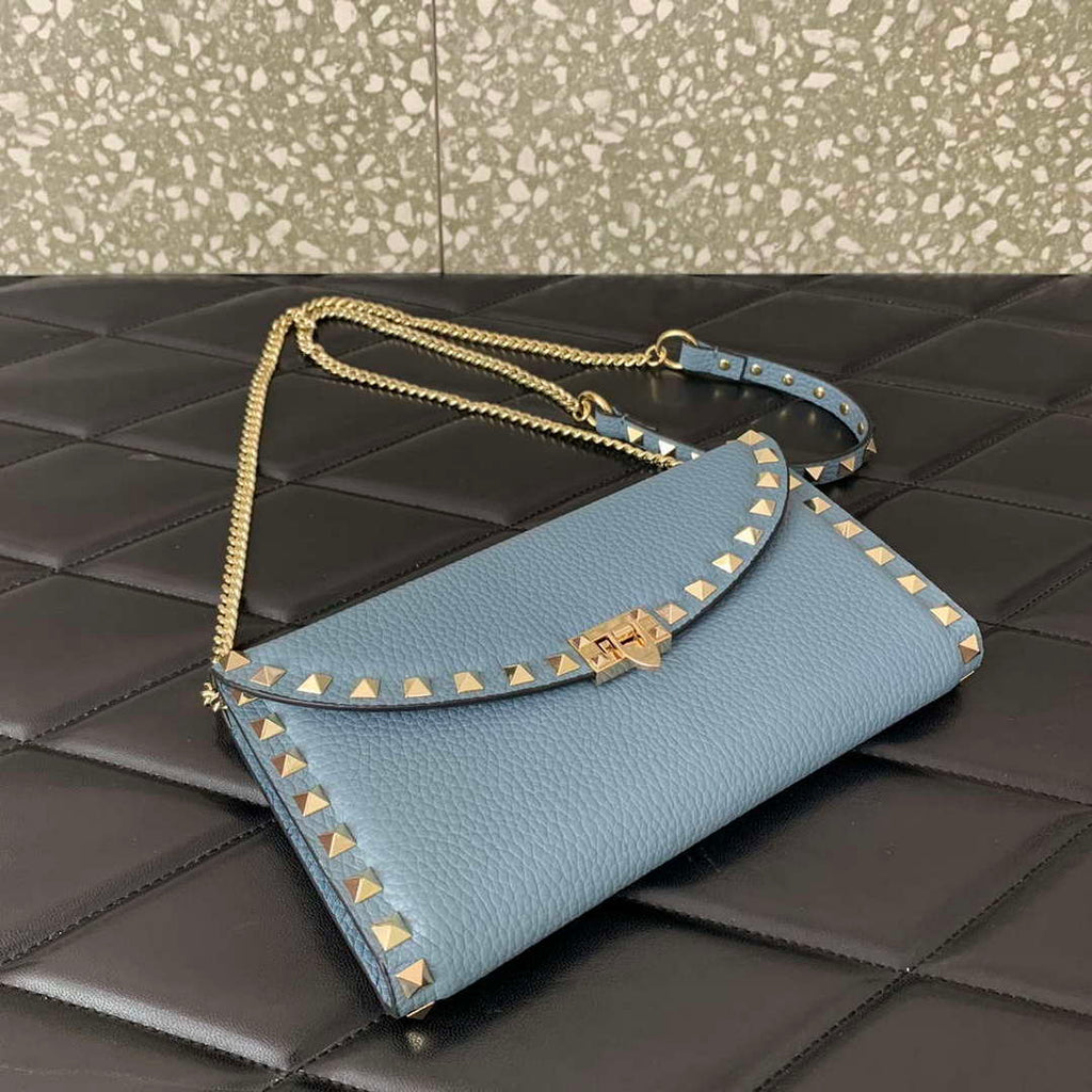 Valentino 4W2P0Z81 Rockstud Wallet With Chain In Grainy Calfskin Bag