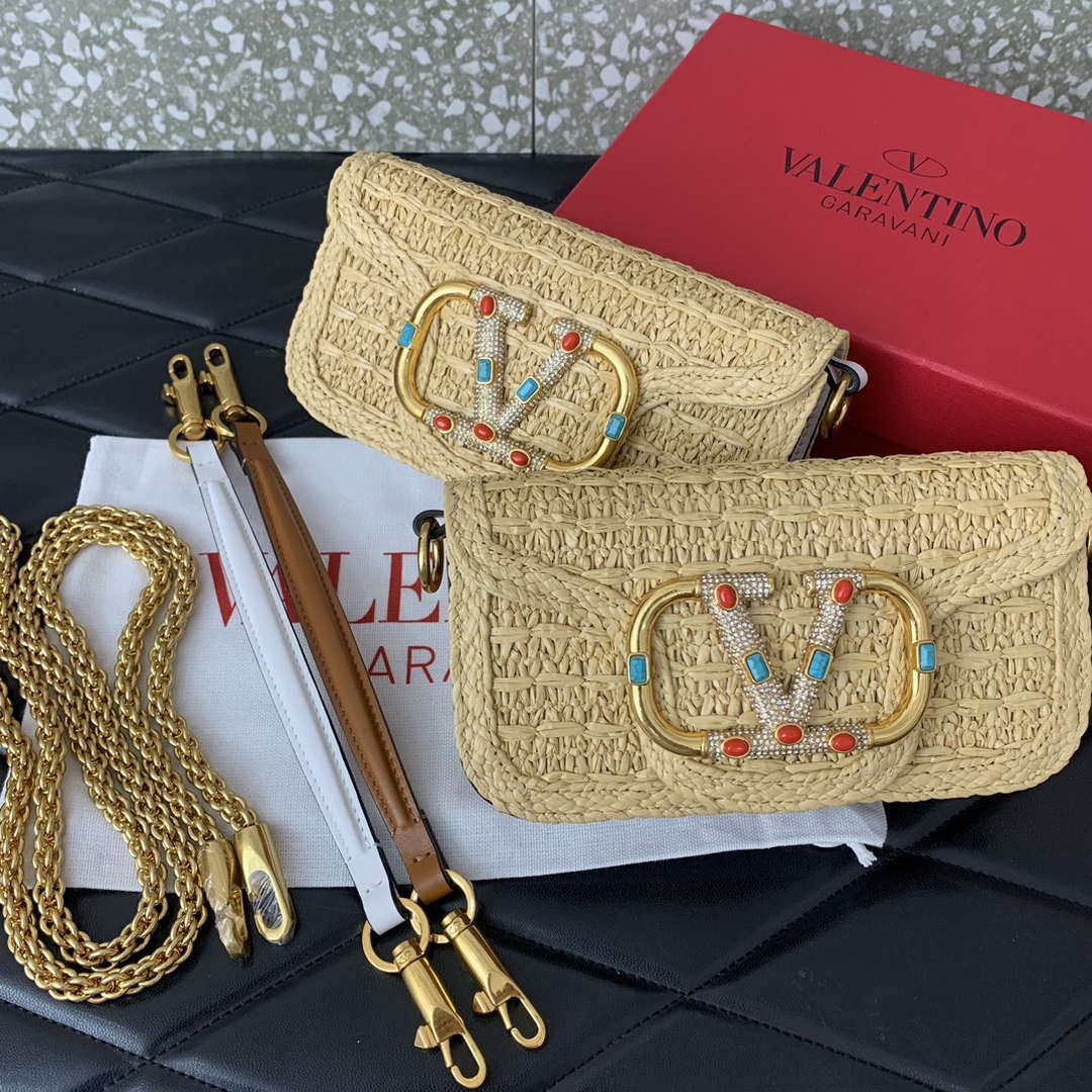 Valentino 5016 Valentino Garavani  loc¨° raffia shoulder bag White