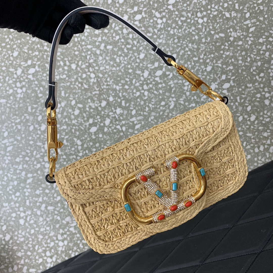 Valentino 5016 Valentino Garavani  loc¨° raffia shoulder bag White