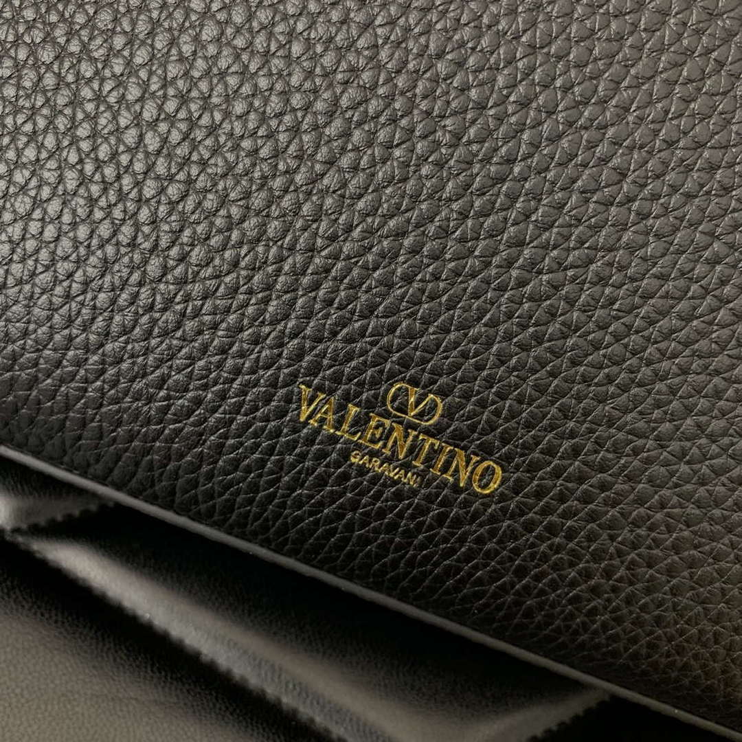 Valentino 5W2B0181VSF_0NO Small Rockstud Grainy Calfskin Crossbody Bag Black Gold